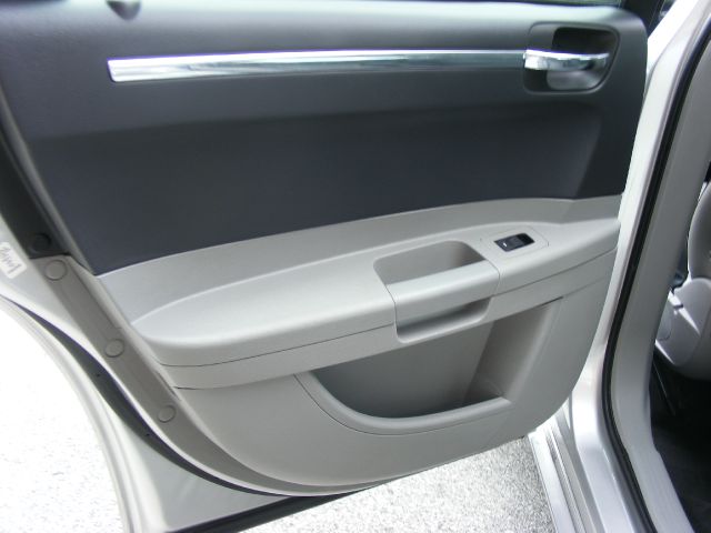 Chrysler 300 2006 photo 6