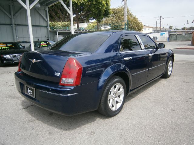 Chrysler 300 2006 photo 3