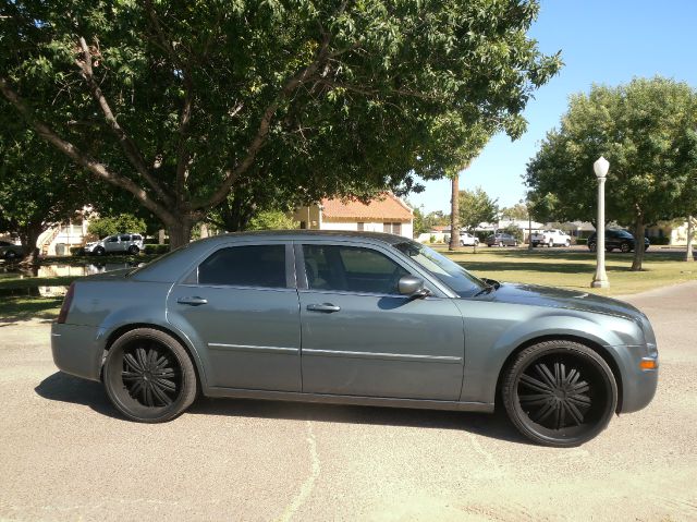 Chrysler 300 2006 photo 18