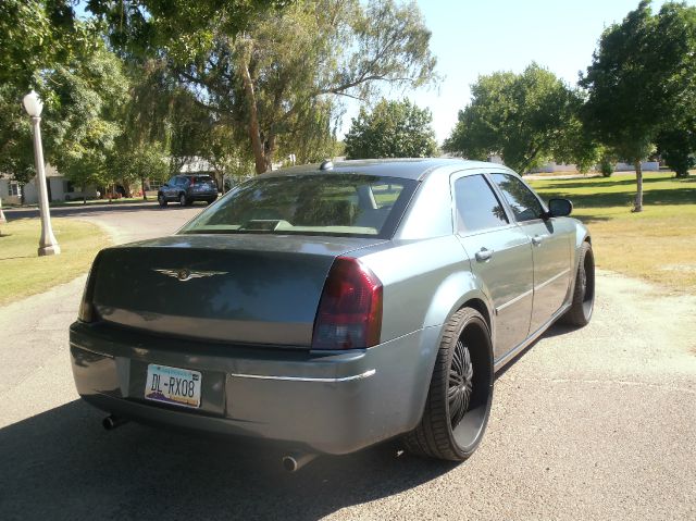 Chrysler 300 2006 photo 20