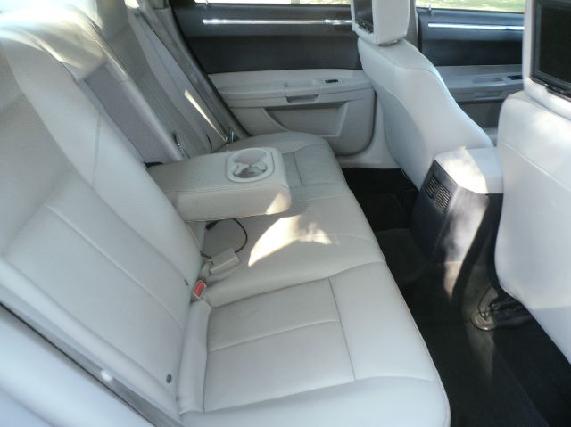 Chrysler 300 2006 photo 27