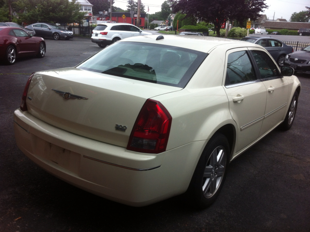 Chrysler 300 2006 photo 3