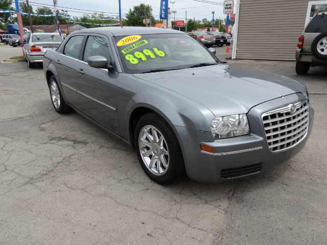 Chrysler 300 2006 photo 16