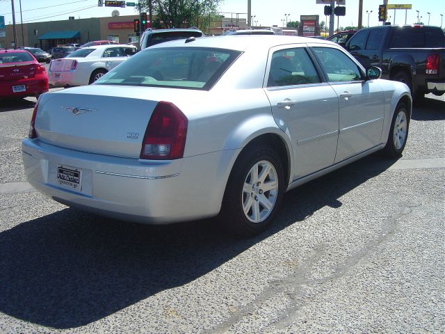 Chrysler 300 2006 photo 3