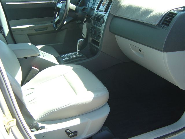 Chrysler 300 2006 photo 8