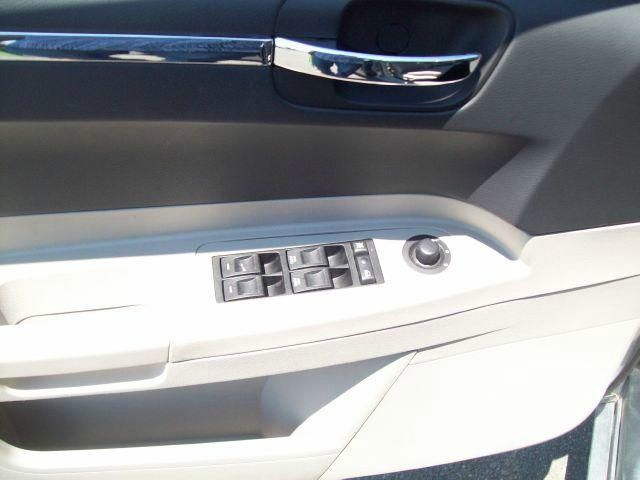 Chrysler 300 2006 photo 4