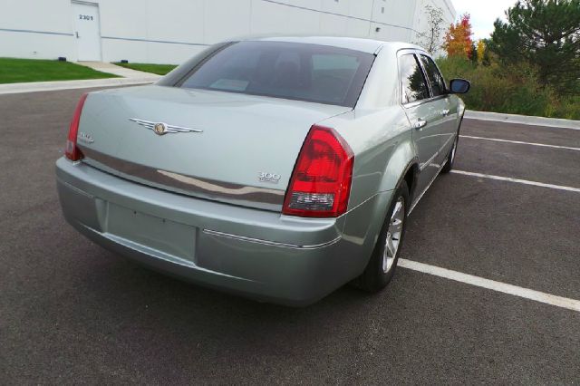 Chrysler 300 2006 photo 3