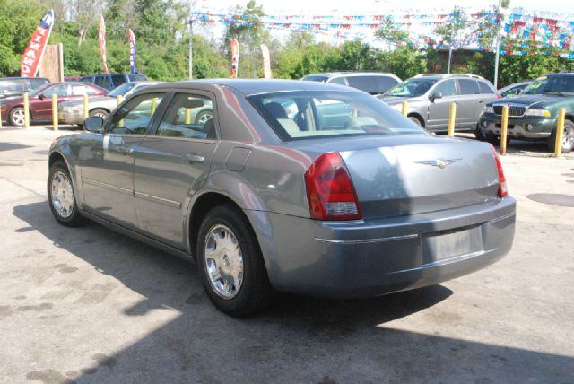 Chrysler 300 2006 photo 10