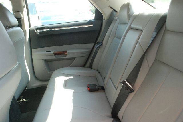 Chrysler 300 2006 photo 4