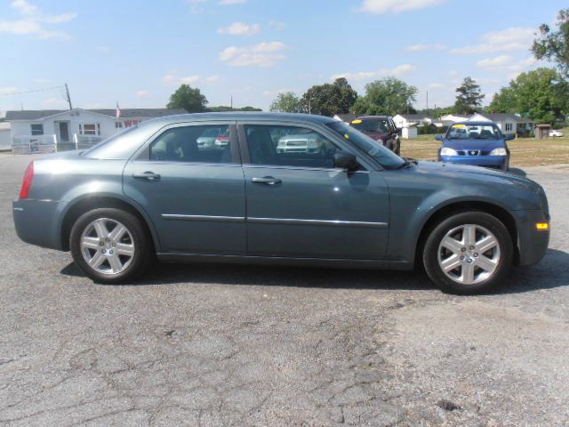 Chrysler 300 2006 photo 3