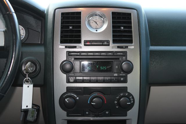 Chrysler 300 2006 photo 20