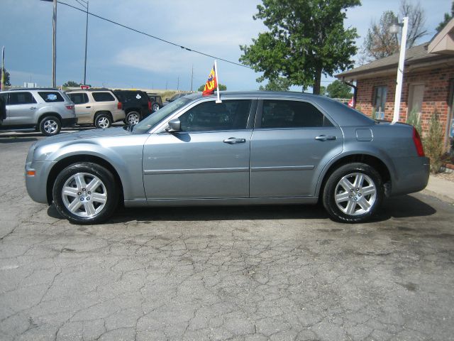 Chrysler 300 2006 photo 3