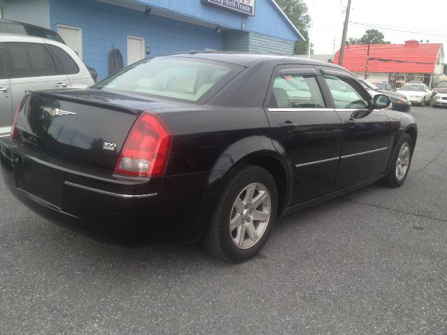 Chrysler 300 2006 photo 6