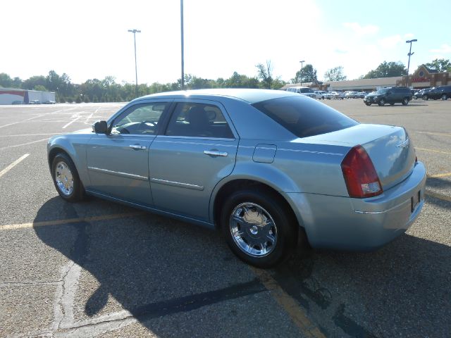 Chrysler 300 SLT 25 Sedan