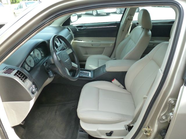 Chrysler 300 2006 photo 8