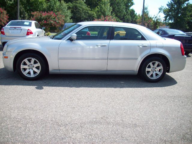 Chrysler 300 2006 photo 4