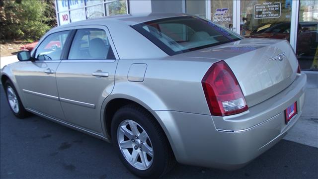 Chrysler 300 2006 photo 3