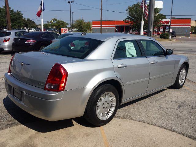 Chrysler 300 2006 photo 4