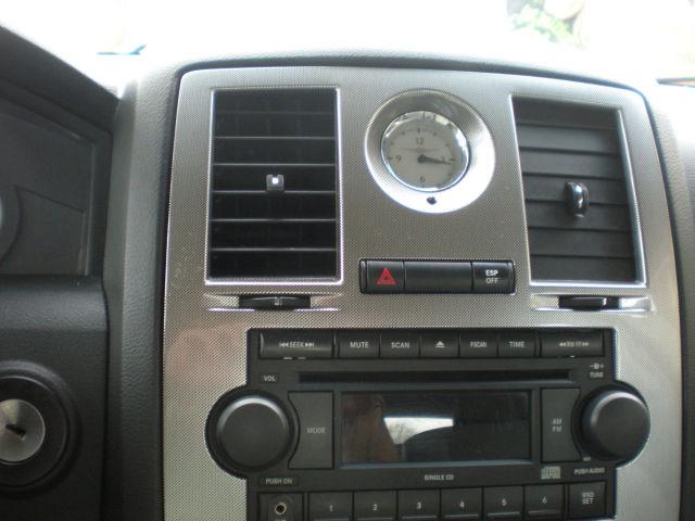 Chrysler 300 2006 photo 6