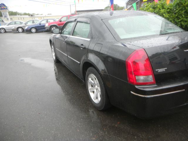 Chrysler 300 2006 photo 12