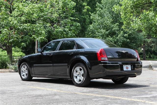 Chrysler 300 2006 photo 1