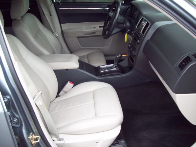 Chrysler 300 2006 photo 22