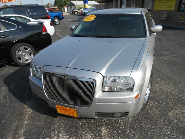 Chrysler 300 2006 photo 2