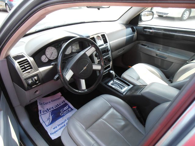 Chrysler 300 2006 photo 2