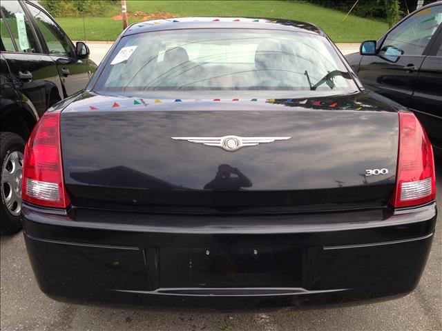 Chrysler 300 2006 photo 4