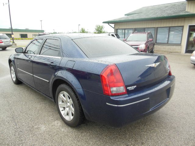 Chrysler 300 2006 photo 2