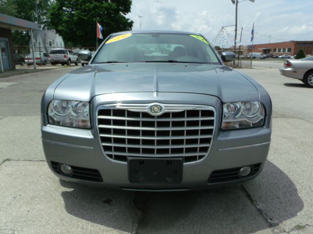 Chrysler 300 2006 photo 12