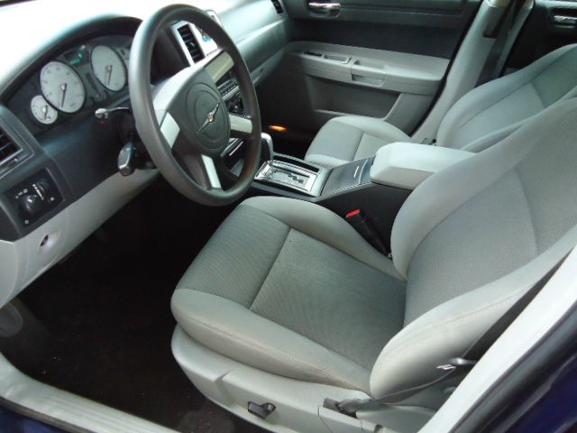 Chrysler 300 2006 photo 9