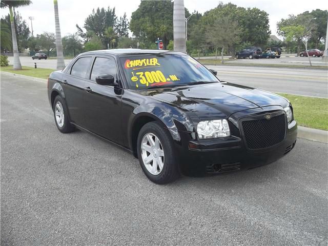 Chrysler 300 2006 photo 2