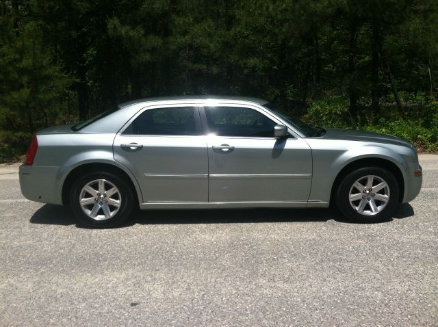 Chrysler 300 2006 photo 30