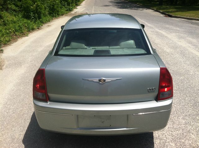 Chrysler 300 2006 photo 31