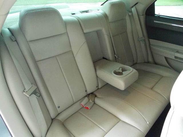 Chrysler 300 2006 photo 14