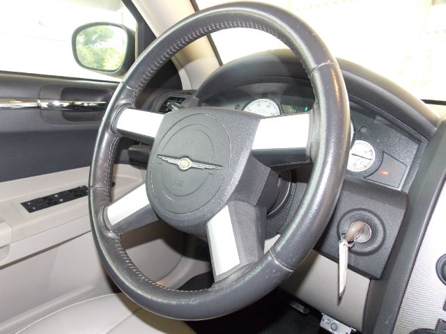 Chrysler 300 2006 photo 29