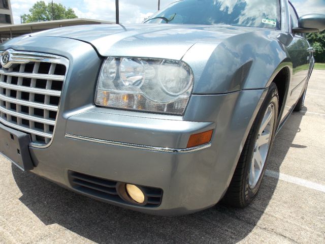 Chrysler 300 2006 photo 3