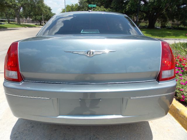 Chrysler 300 2006 photo 45