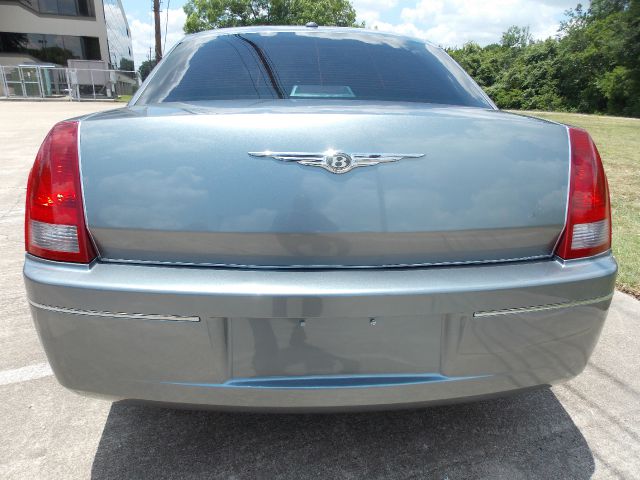 Chrysler 300 2006 photo 55