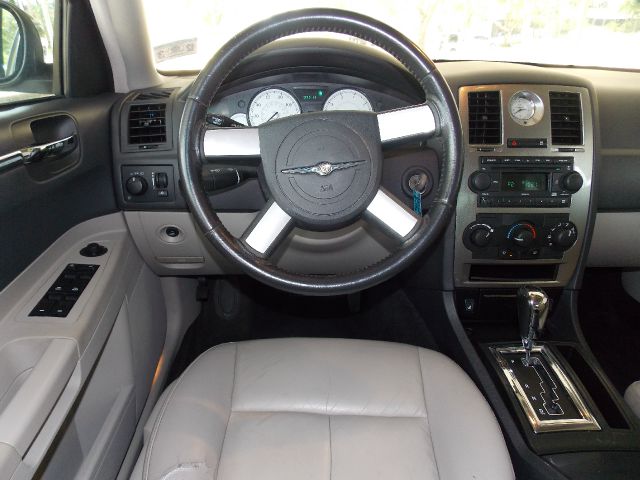 Chrysler 300 2006 photo 65