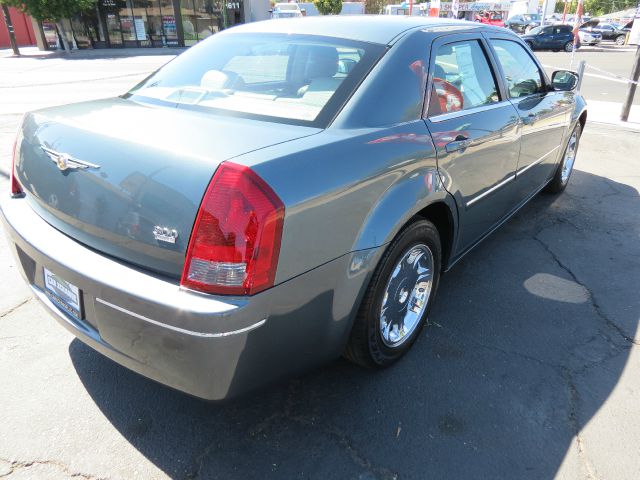 Chrysler 300 2006 photo 3