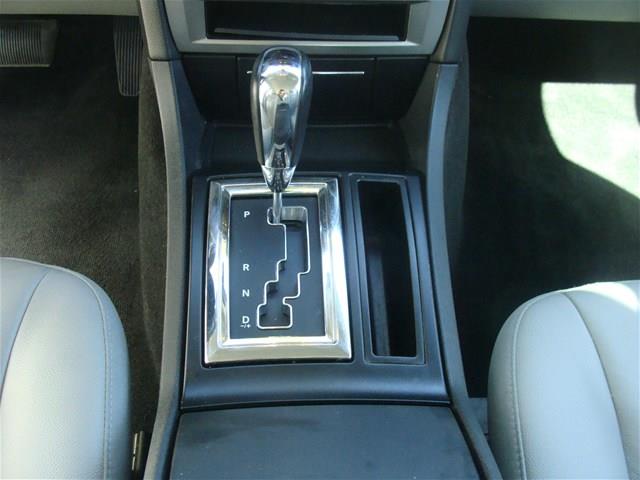 Chrysler 300 2006 photo 13