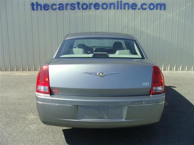 Chrysler 300 2006 photo 4