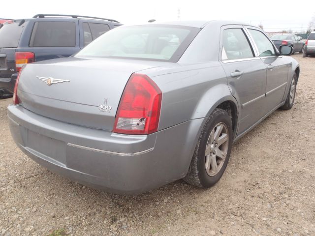 Chrysler 300 2006 photo 4