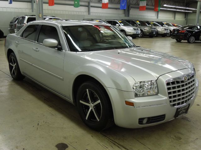 Chrysler 300 2006 photo 2