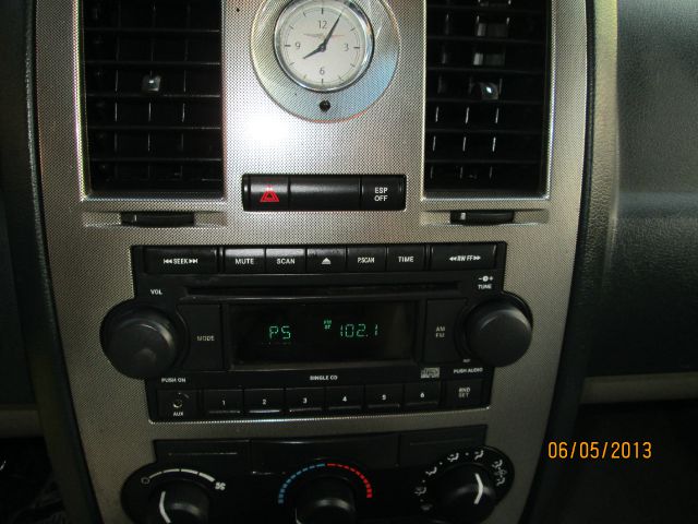 Chrysler 300 2006 photo 10