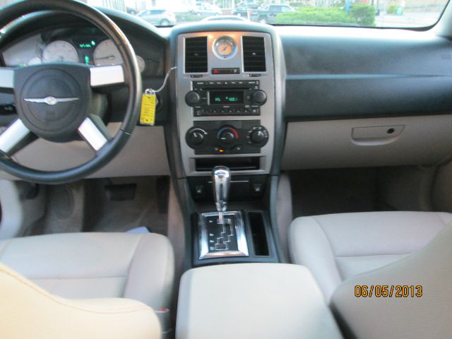 Chrysler 300 2006 photo 15