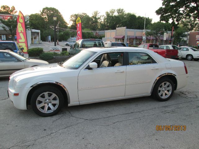 Chrysler 300 2006 photo 21