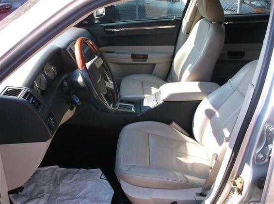 Chrysler 300 2006 photo 4